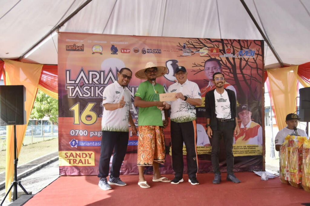 larian_tasik16