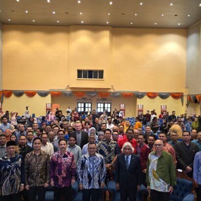 MENTERI BESAR SELANGOR HADIR MERASMIKAN DIALOG SHAH ALAM DI UNISEL