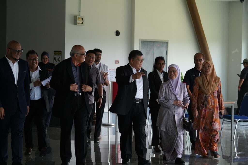 dewan_rakyat_25
