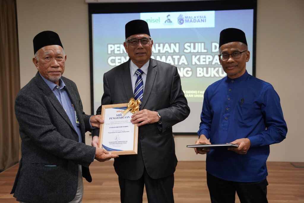 Koleksi_buku19