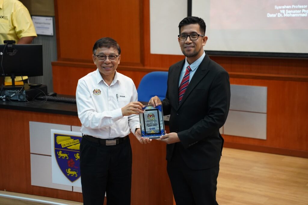 Syarahan_UM20